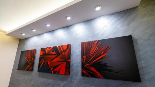 Novi Beograd Apartment | Burgundy Apartment