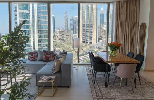 Za'abeel 2 Apartment | Burj Khalifa LifeStyle Boost! Fabulous 4bed open view Corner Suite Plus Dubai Mall Access