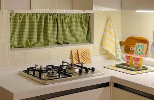 Choryang Apartment | Busan Station KTX 1 minute distance house, emotional interior, large flat, central location