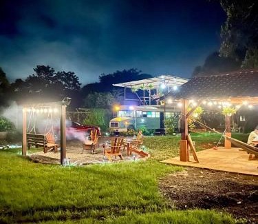 Vieja Other | Busglampingcr