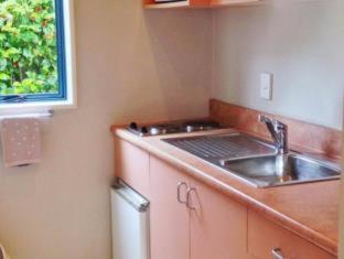 Christchurch Hotel | Bush Inn Court Motel