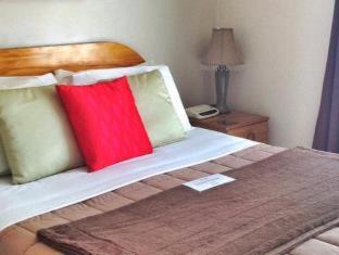 Christchurch Hotel | Bush Inn Court Motel