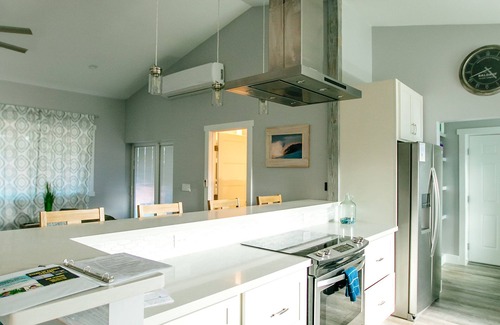 Laie House | Business/Family Retreat, 3 bdrm With A/C, Hukilau Beach, A/C, 30 Day