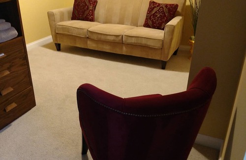 Indianapolis House | Butler Fieldhouse one block from Butler University and Hinkle Fieldhouse