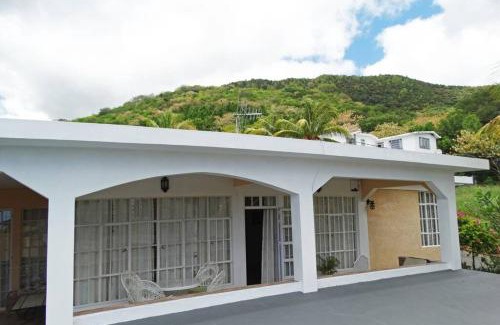 La Gaulette Apartment | Butterfly apartment