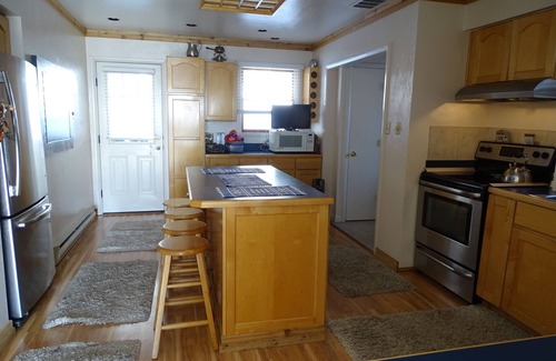 Champion House | Buy 2 Nights, get one free! Oct and Nov Special! Great Skiing at Seven Springs!