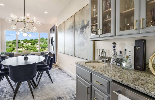 Lakeway Condo | Buy 3 Get 1 Night Free I Above Lakeway Lookout I Pool Access
