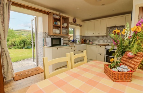 Builth Wells Cottage | Buzzards Breg