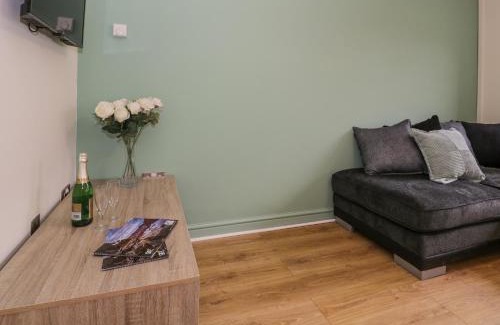 Brynrefail House | Bwythyn Yr Wyddfa