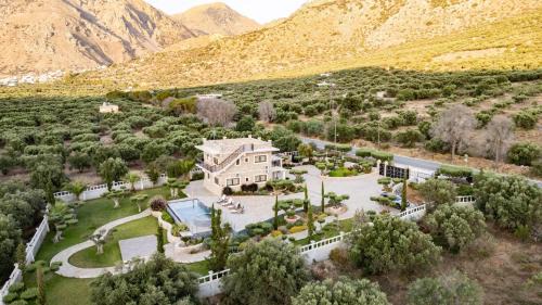 Lassithi Prefecture Villa | By Captains Villa