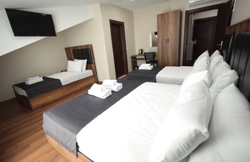 Arnavutkoy Hotel | BZN AİRPORT HOTEL