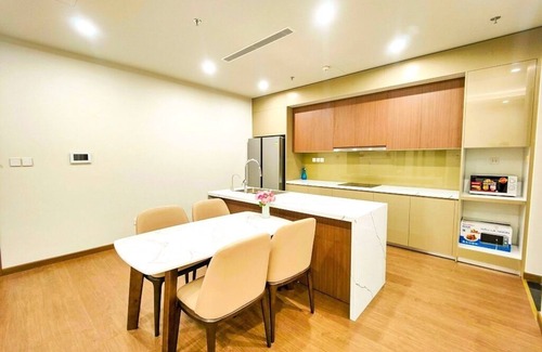 Tu Liem Apartment | Căn hộ 3 phòng ngủ cao tầng nhìn cả thành phố Hà Nội