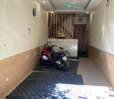 Hanoi Apartment | Căn hộ tầng 4 thang bộ đầy đủ tiện nghi, giá rẻ