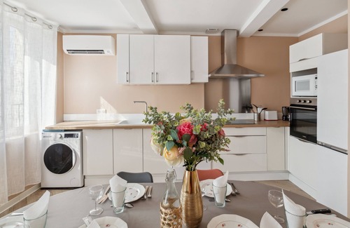 Vidauban Apartment | Cœur de Vidauban - Appt climatisé proche activités