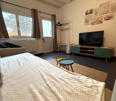 Conches-en-Ouche Apartment | Cœur de Ville - familial - Parking gratuit - WIFI