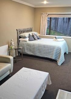 Kapiti Island House | C'est La Vie