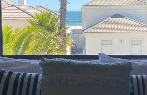 Shelley Point Apartment | C-Scape