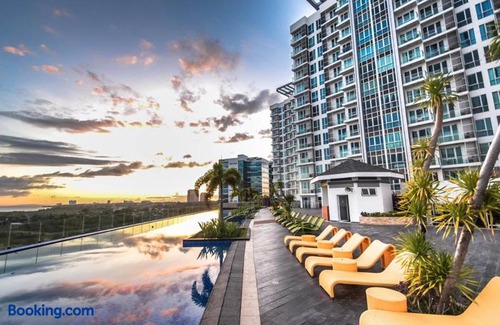 Lapu-Lapu Hotel | C Suites at Mactan Newtown