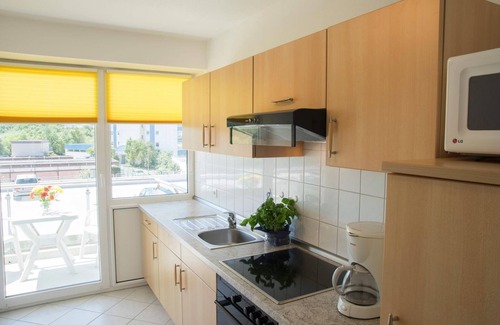 Hamburgisches Seehospital Apartment | C1.1 - Bright apartment with 2 balconies for up to 6 people - House