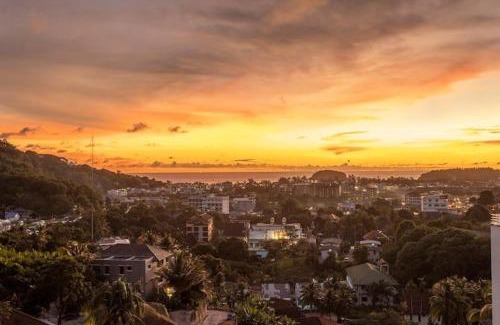 Kata Apartment | C129 Panoramic 2BR Ocean View Near Beach & Dining