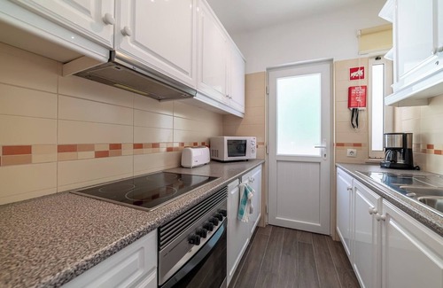 Mato Serrao Ski Chalet | C22 Quinta do paraiso Superbly Appointed and Furnished Bungalow