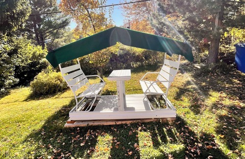 St-Francois-de-l'Ile-d'Orleans Ski Chalet | View of the St. Lawrence