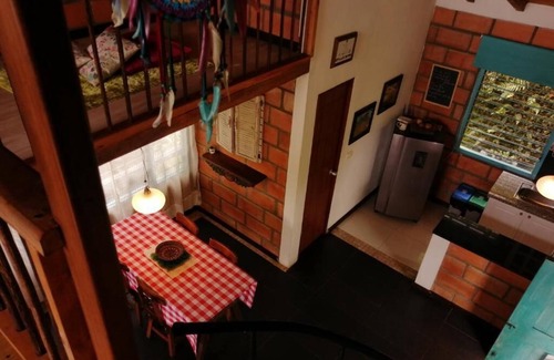 Los Nomos Cabin | Cabaña EN Santa Elena, Ideal Para Estadías DE Trabajo "refugio EN LAS Nubes"