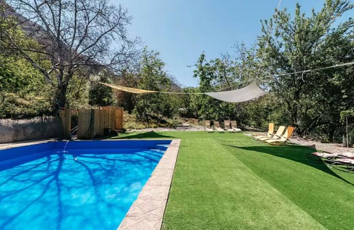 San Alfonso Cabin | Cabaña Jacuzzi Interior