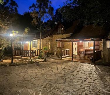 Montemorelos Ski Chalet | Cabaña La Josefina