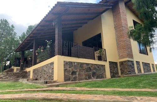 Mazamitla Ski Chalet | Cabaña No.7 Puerta del Bosque Mazamitla.