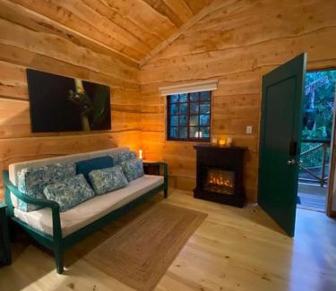 Roble Apartment | Cabañas Emerald Forest