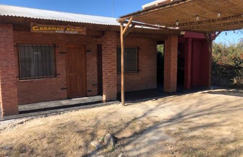 Villa Amancay House | CABAÑAS FENIX con ARROYO NATURAL BORDEANDO LA PROPIEDAD reservar con 24 hs de anticipación