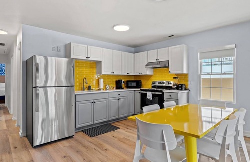 Crescent Beach Apartment | Cabana Beach 4 Bright 2BR Condo, Steps from the Sand