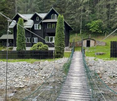 Pucheni Cabin | Cabana dintre Văi