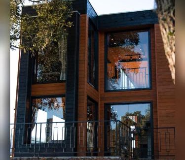 Urubici Ski Chalet | CABANA HORSES LA CONTEMPORANEA- vista ponto turístico Pedra Morro do Campestre -Asfalto até a Cabana