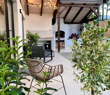 Recea House | Cabana Rapsodia