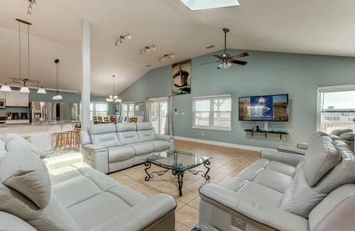Sandbridge House | Cabana Royale | 520 ft from the beach | Private Pool