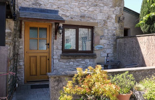Buxton Cottage | Cabin ∙ 1 bedroom ∙ 2 guests