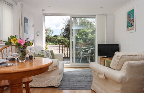 Exmouth Cottage | Cabin ∙ 1 bedroom ∙ 2 guests