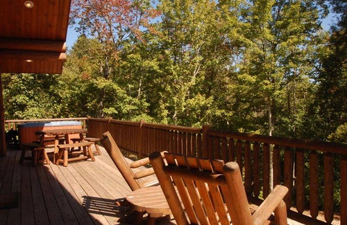 Almond Cabin | Cabin ∙ 1 bedroom ∙ 2 guests