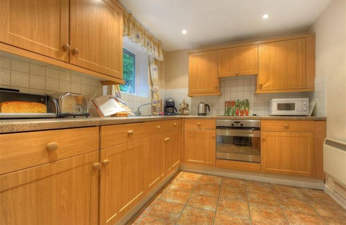 Charmouth Cottage | Cabin ∙ 2 bedrooms ∙ 4 guests