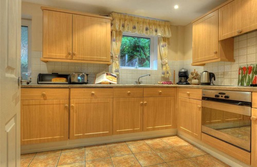 Charmouth Cottage | Cabin ∙ 2 bedrooms ∙ 4 guests