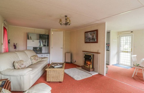 Attleborough Cottage | Cabin ∙ 2 bedrooms ∙ 4 guests