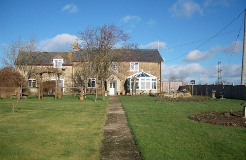 Bridport Cottage | Cabin ∙ 2 bedrooms ∙ 4 guests