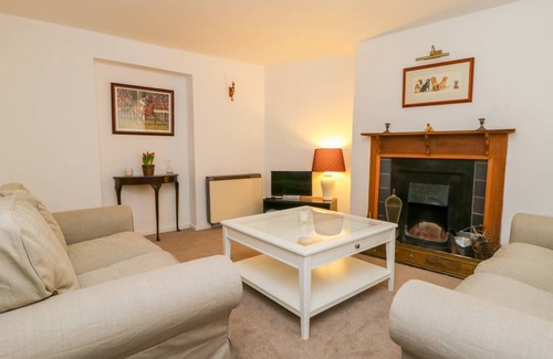 Richmond Cottage | Cabin ∙ 2 bedrooms ∙ 4 guests