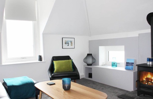 Sandgate Cottage | Cabin ∙ 2 bedrooms ∙ 4 guests