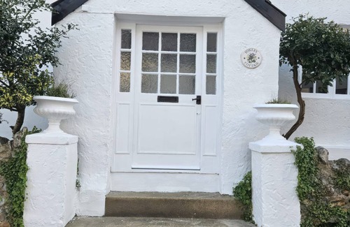 Charmouth Cottage | Cabin ∙ 2 bedrooms ∙ 4 guests