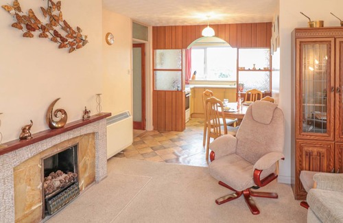 Saint Gennys Cottage | Cabin ∙ 2 bedrooms ∙ 4 guests