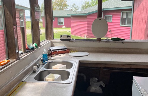 Gould City Cabin | Cabin 2-The Duck Pond at Sunset Pines Resort