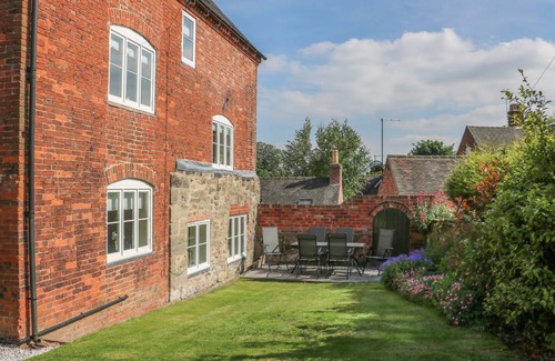 Smisby Cottage | Cabin ∙ 4 bedrooms ∙ 8 guests